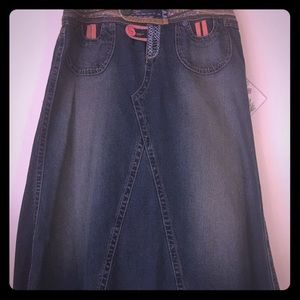 Denim skirt with detailed waistband