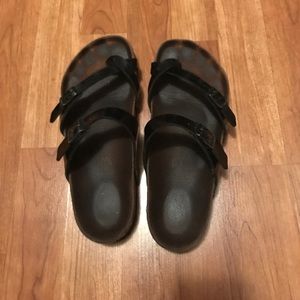 Mayari Birkenstocks