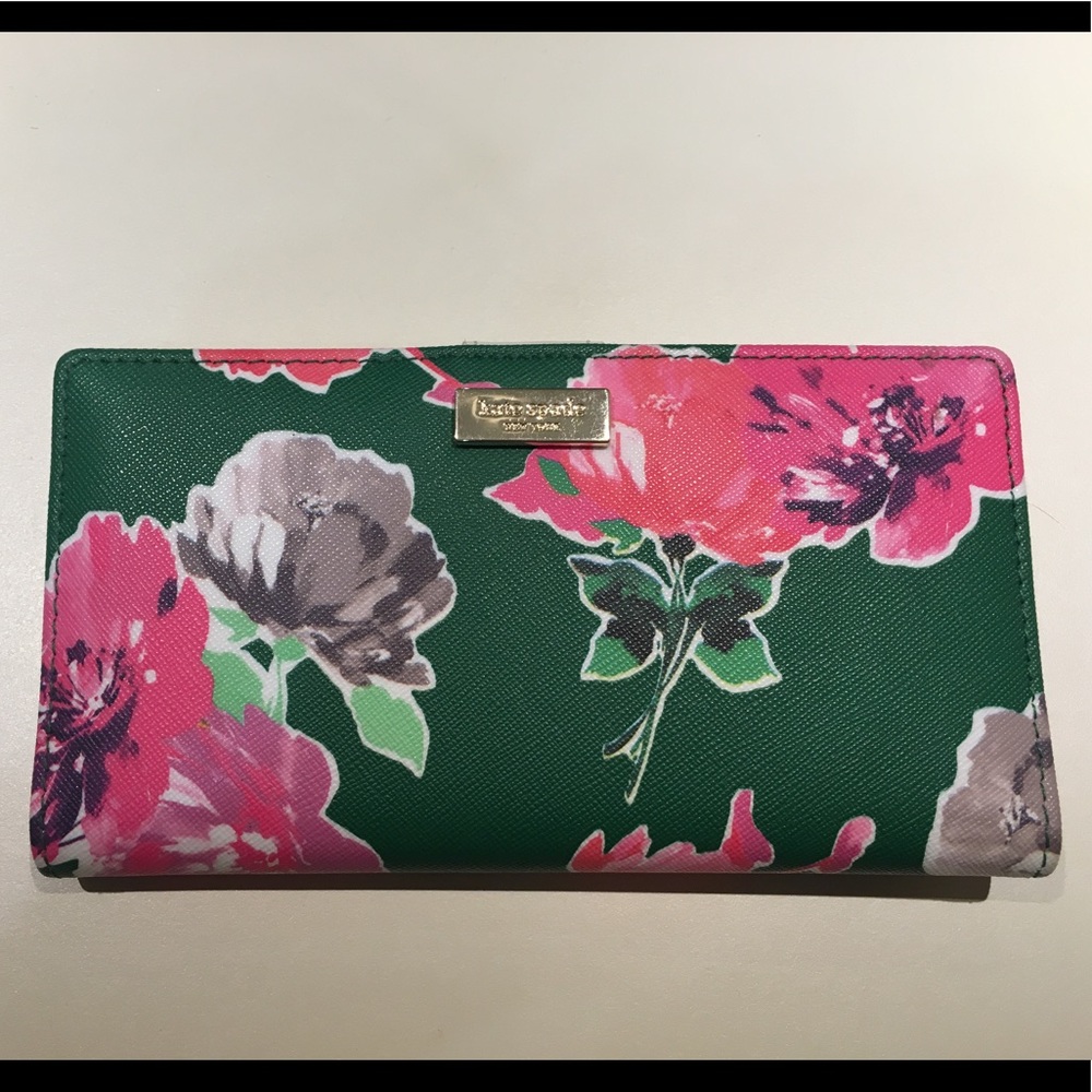 Kate Spade Grant Street Vinyl Stacy Wallet