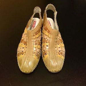 Pikolinos Tan Woven Leather Covered Toe Slingbacks