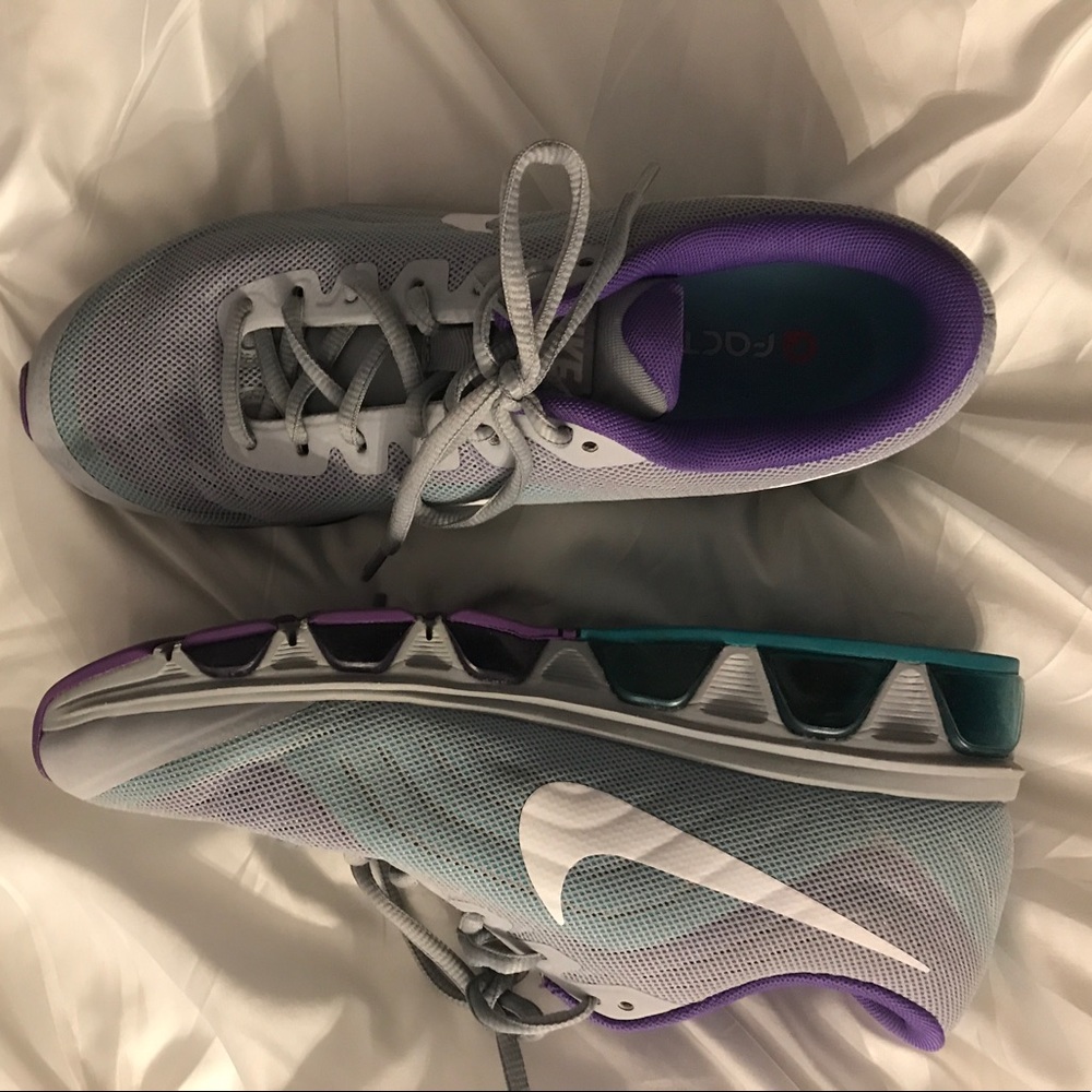 Nike Q Factor Sneakers