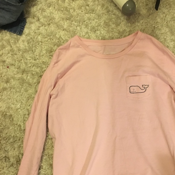 🔴SOLD🔴 Vineyard Vines long sleeve - Picture 2 of 4