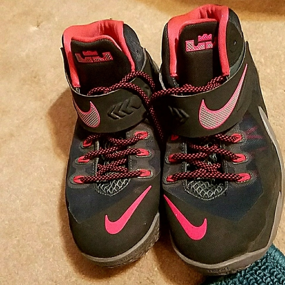 OBO Nike LeBron Z00M grey slate size 7 YOUTH