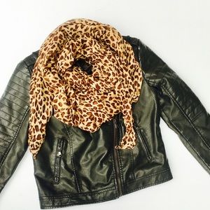 leopard print scarf