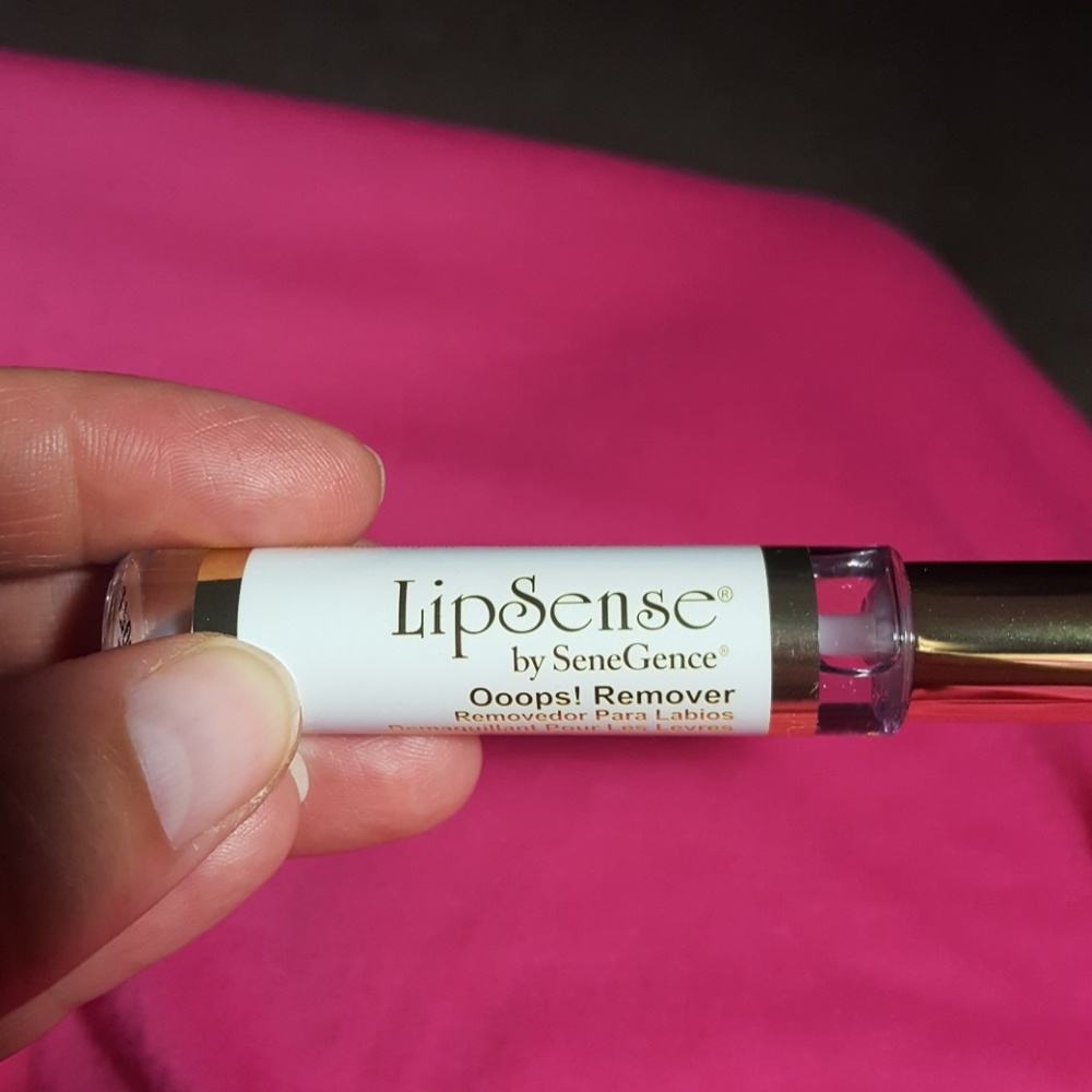 LipSence Ooops! Remover