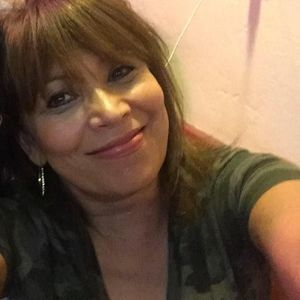 Meet your Posher, Sandy