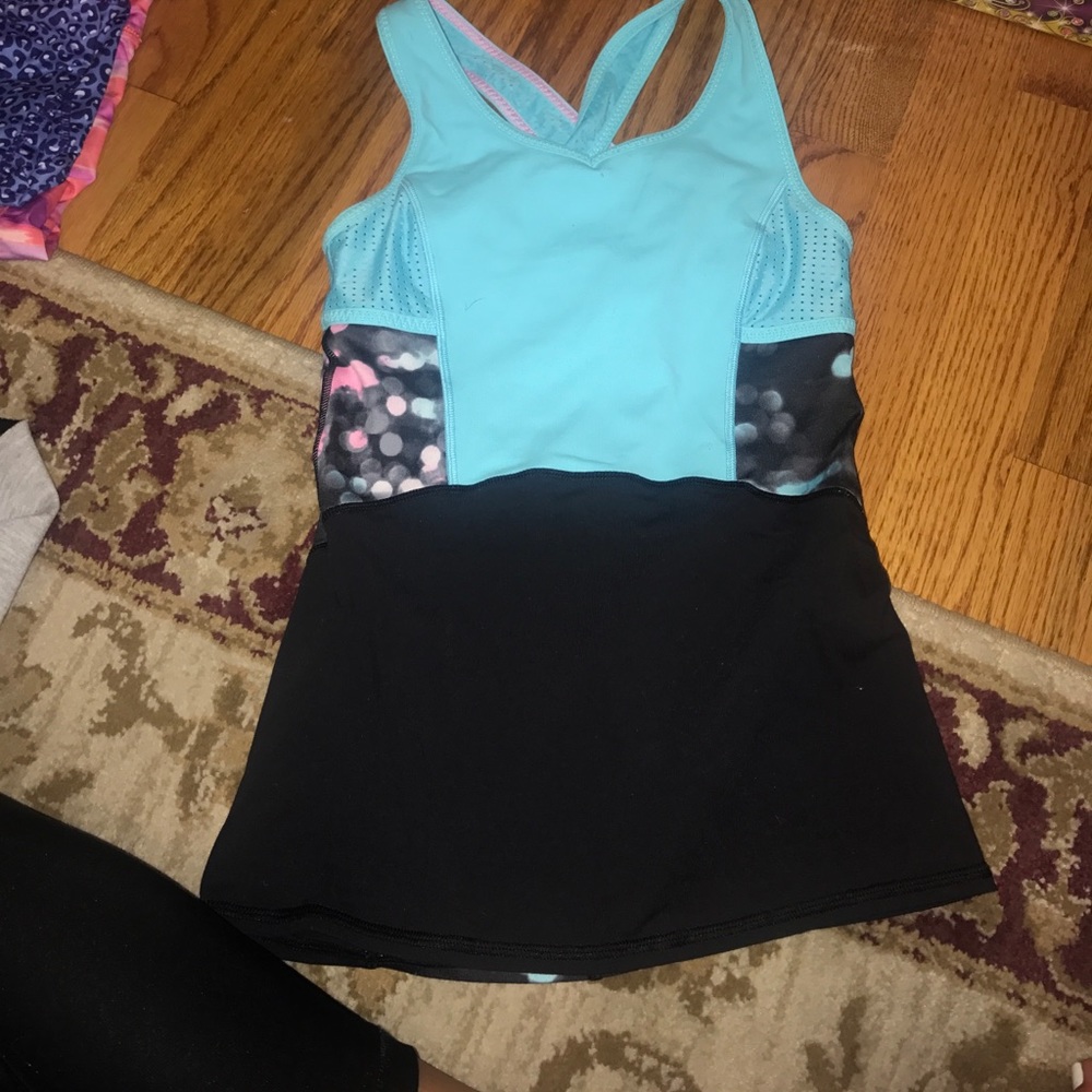 EUC Ivivva (lululemon kids) top