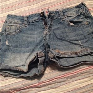 Cute distressed shorts