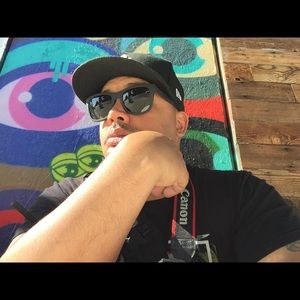 Meet your Posher, Phillip