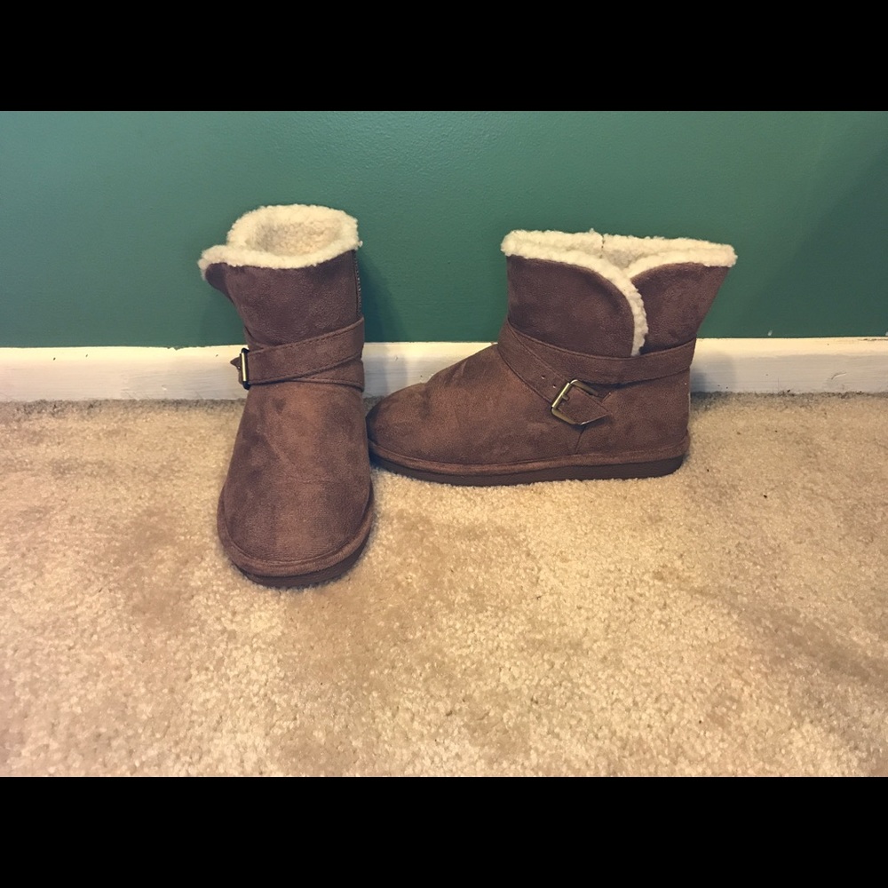 Western Chief "ugg" boots
