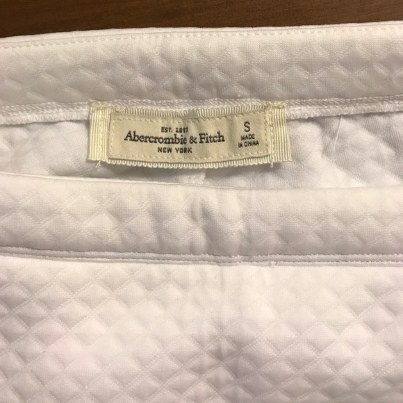 🆕Abercrombie & Fitch White Skort ✨ - Picture 4 of 5
