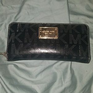 🌴SALE 🌴Michael Kors Wallet