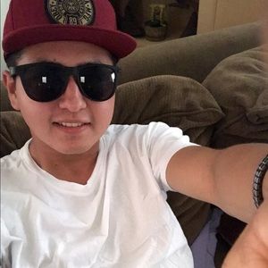 Meet your Posher, Luis