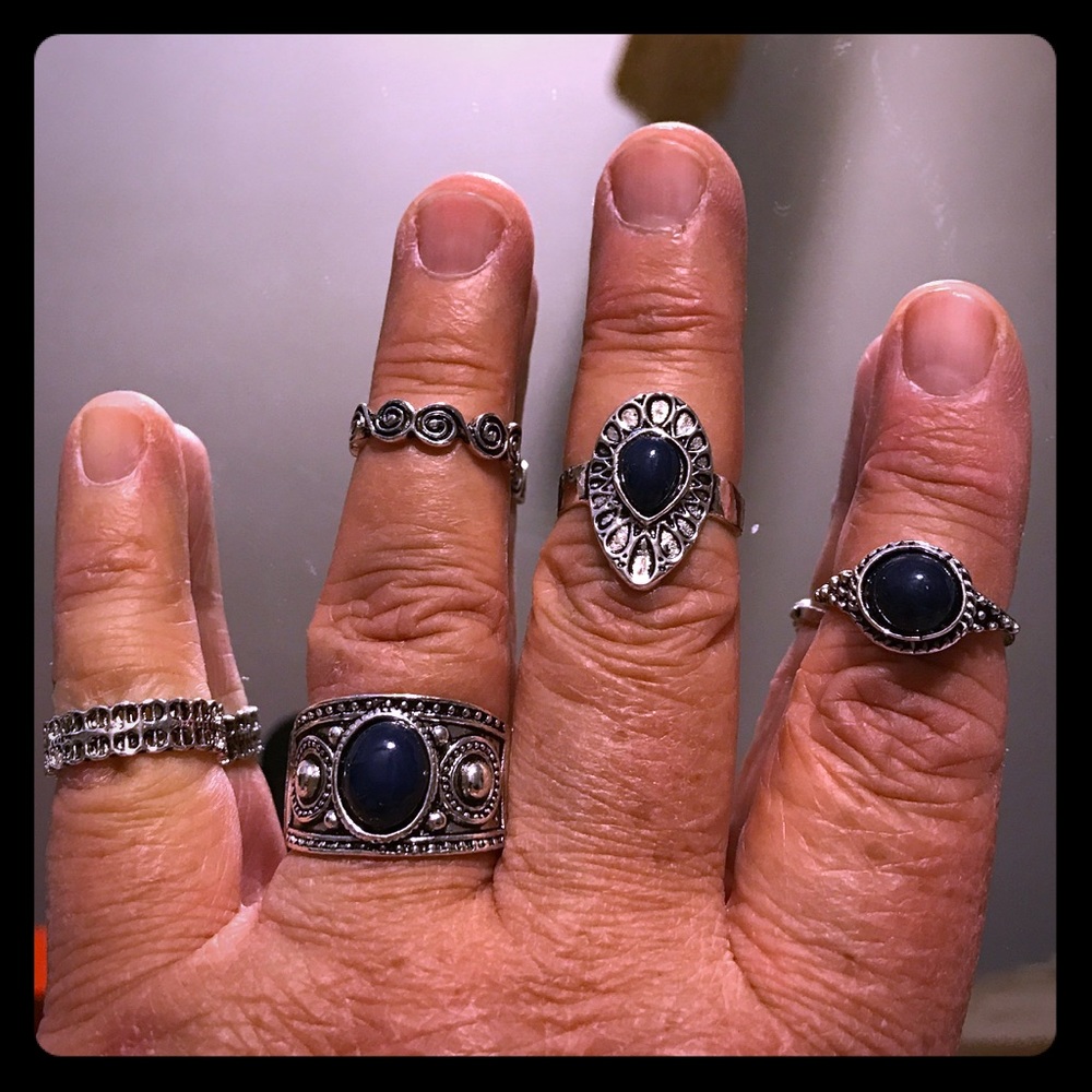 ❤️ Brand New Vintage Retro Punk Ring Set