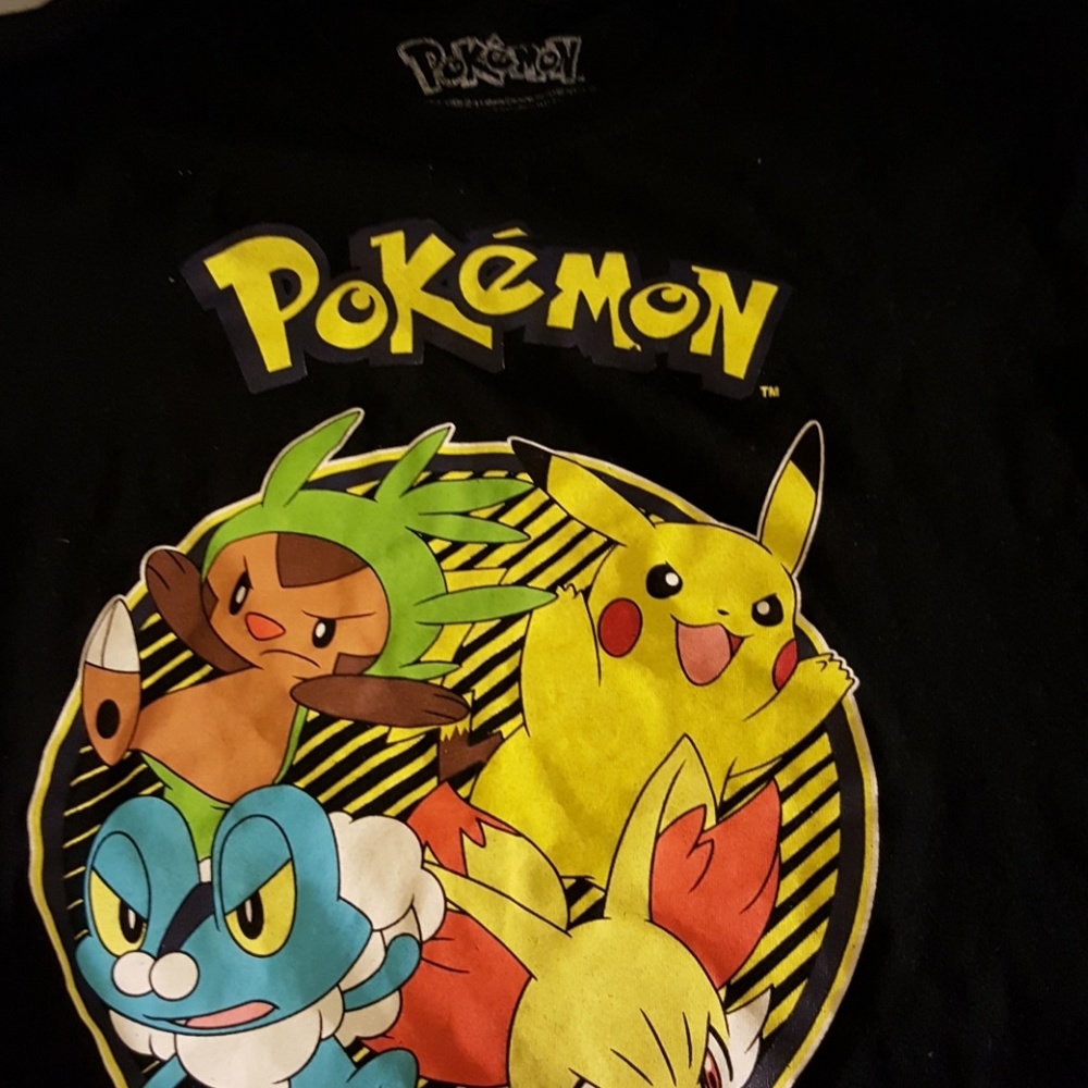 Boys Pokemon long sleeve shirt size L