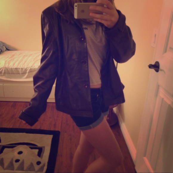 Leather jacket - Picture 1 of 4