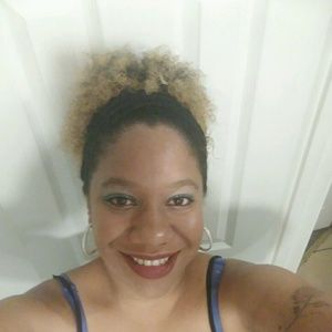 Meet your Posher, Micaela