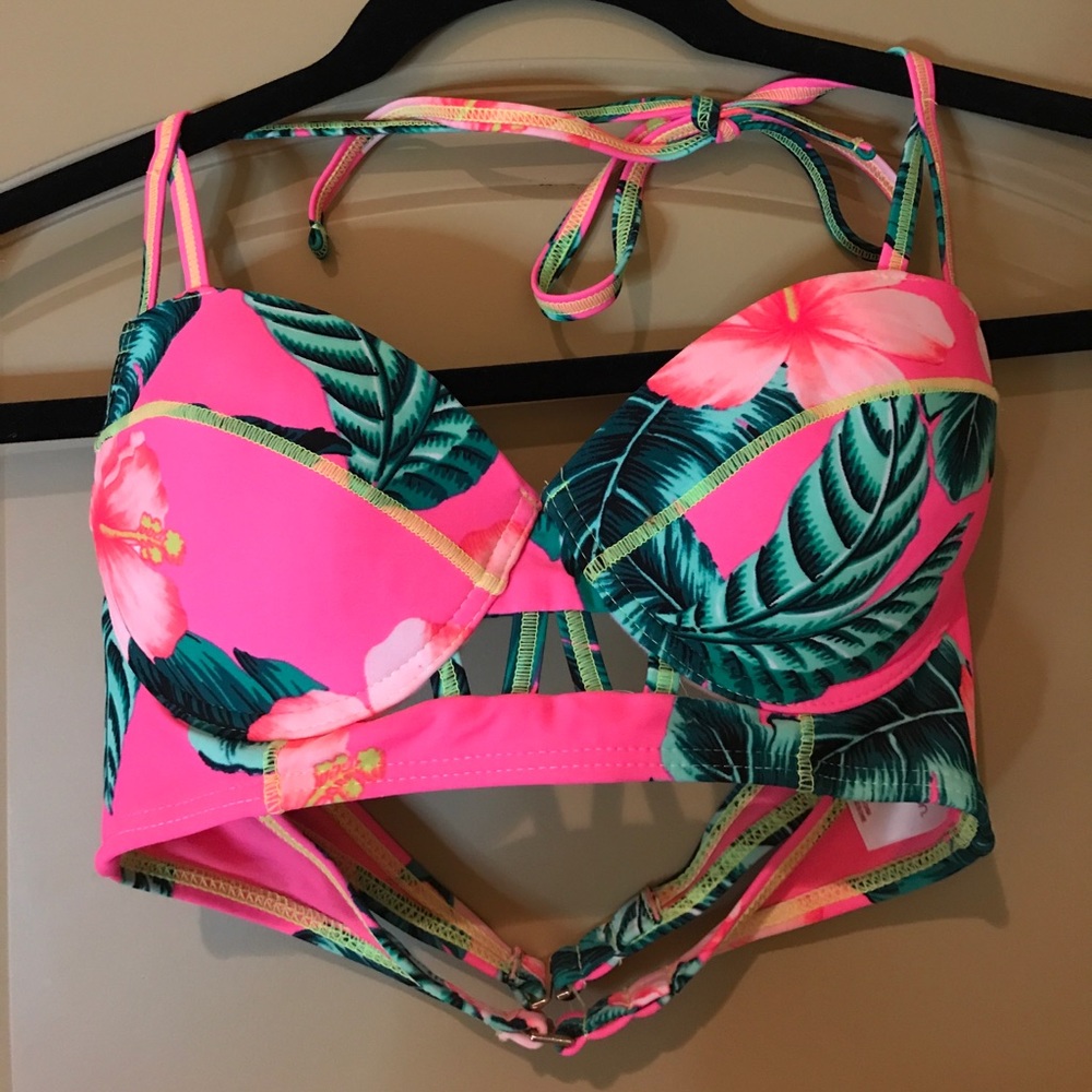 TROPICAL PINK BIKINI TOP!