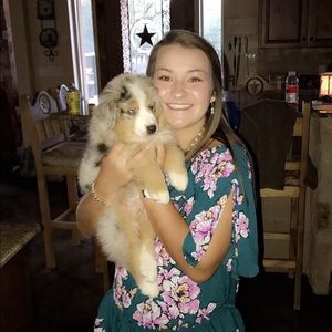Meet your Posher, Arika
