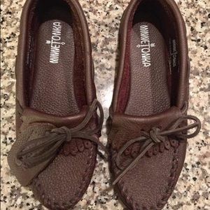 Minnetonka moose hide leather moccasins