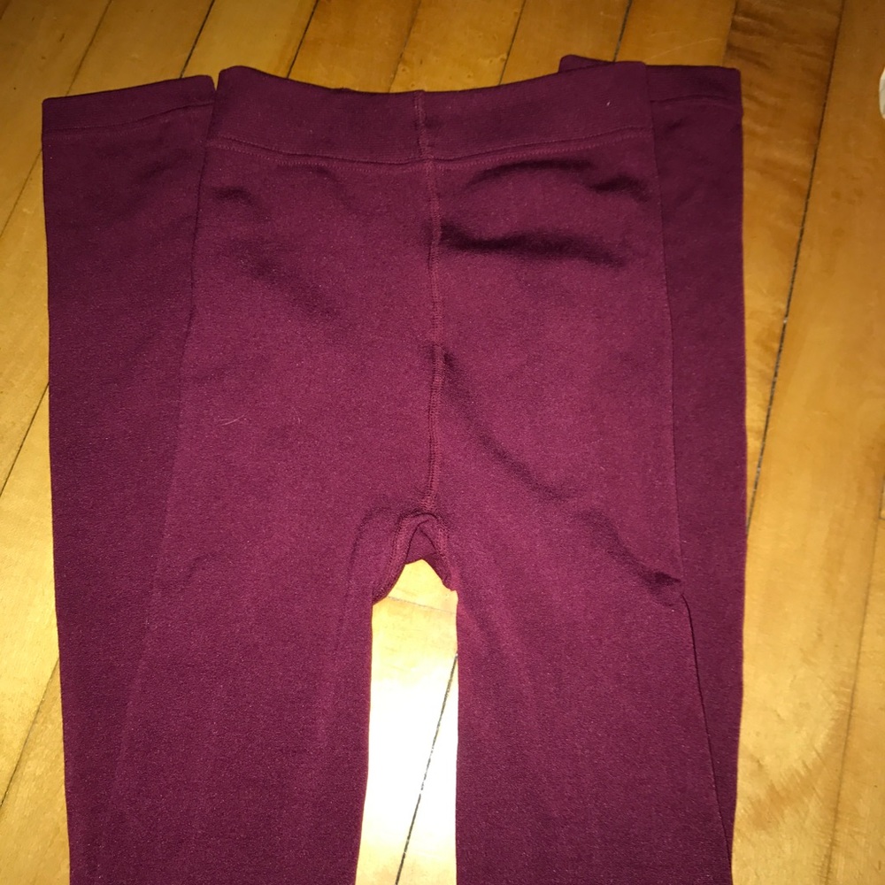 Maroon leggings/tights