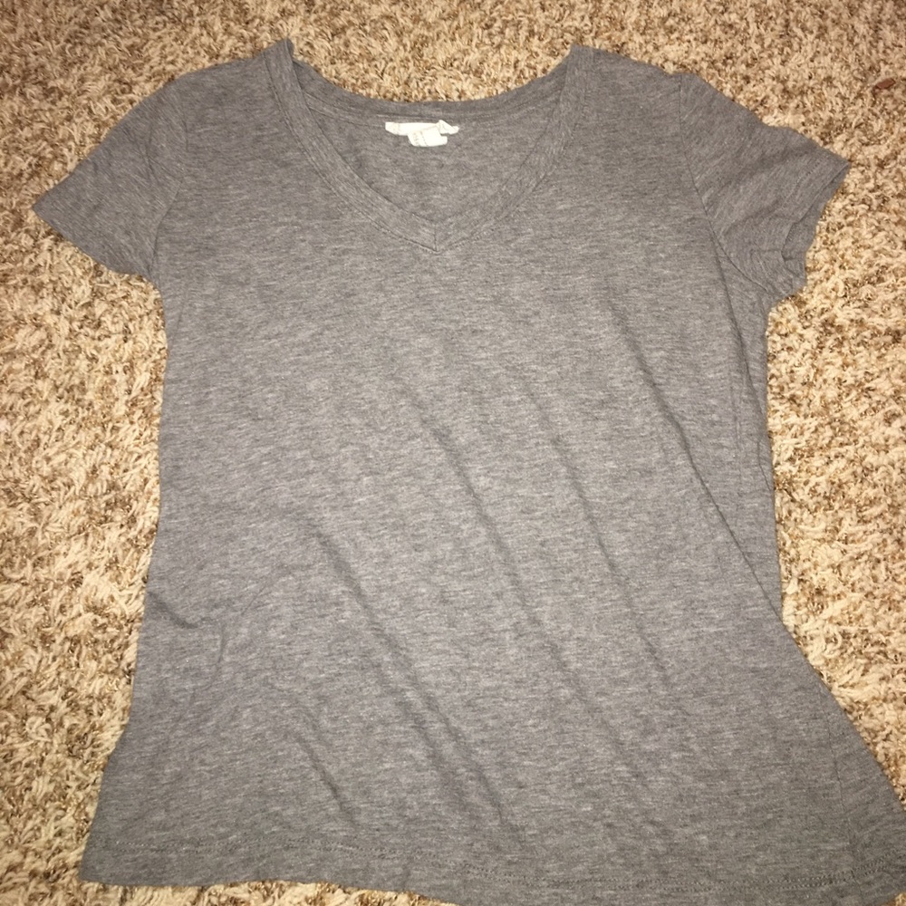 Classic Forever 21 grey V neck tee