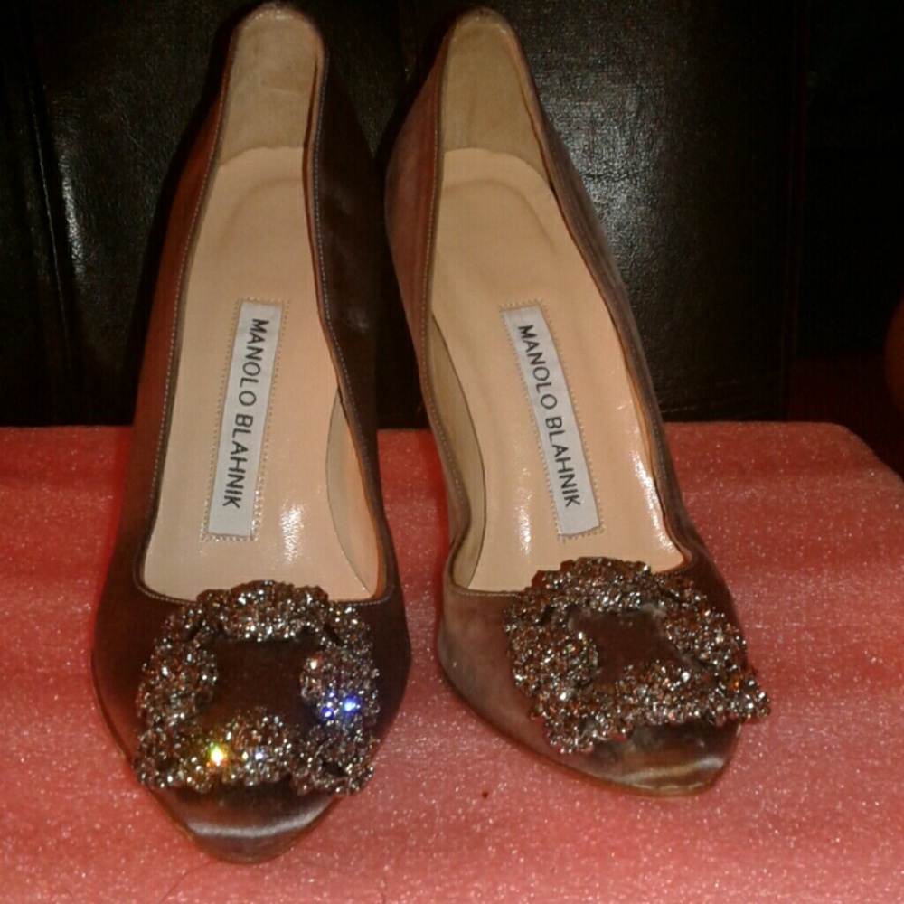 Authentic Manolo Blanhink Heels
