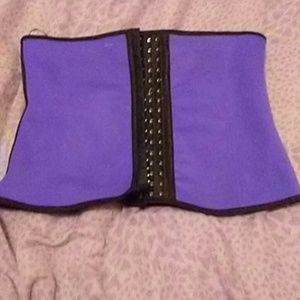 Waist trainer