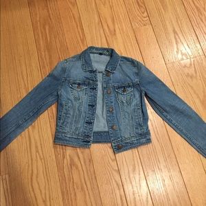Cropped denim jacket