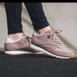 🔥Reebok Leather Exotics