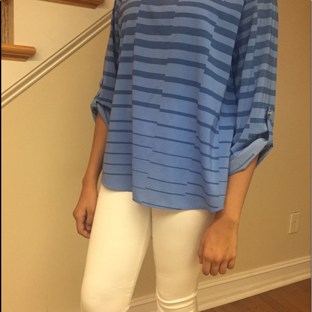 Blue Patterned Blouse - image 3