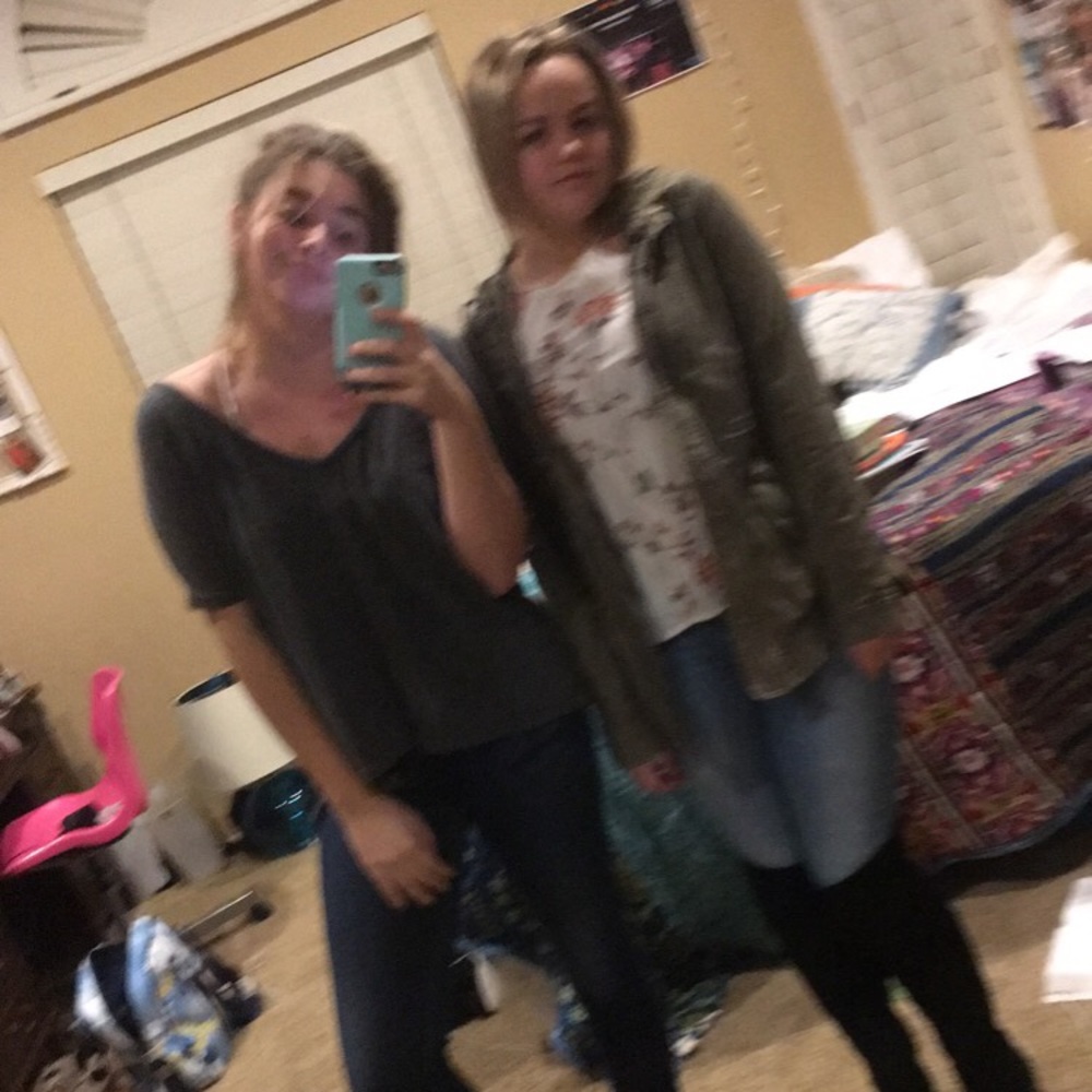 Meet your Posher, Kelly