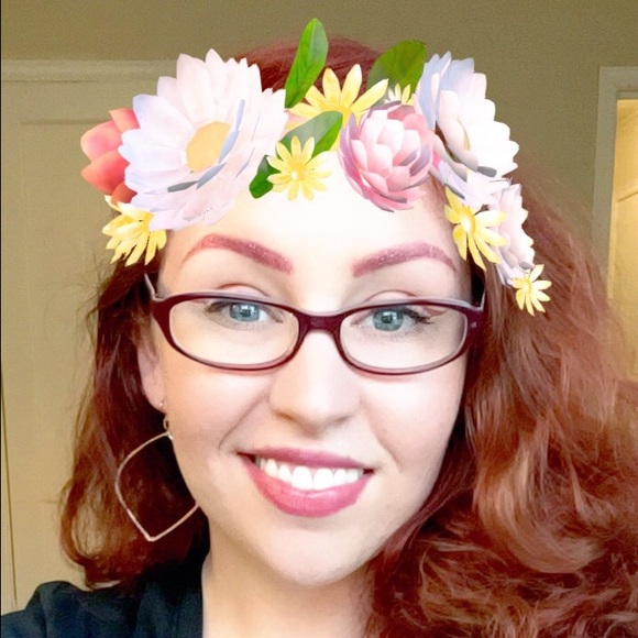 Meet your Posher, Anna - Picture 3 of 3