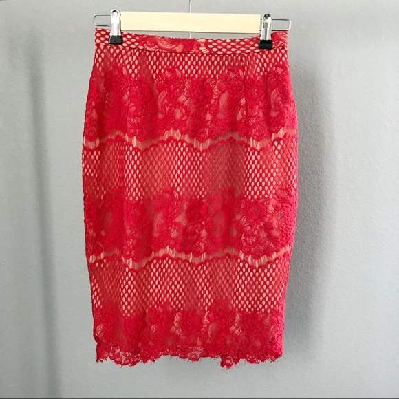 Lace Overlay Pencil Skirt - Picture 5 of 8