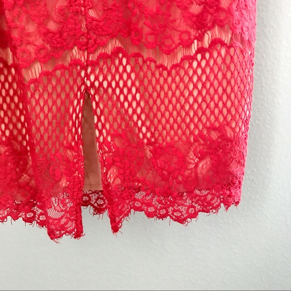 Lace Overlay Pencil Skirt - Picture 8 of 8