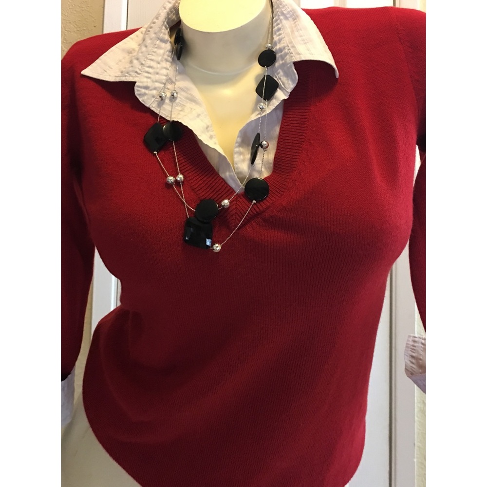 red sweater with white collar-cuffs ny and co Sm