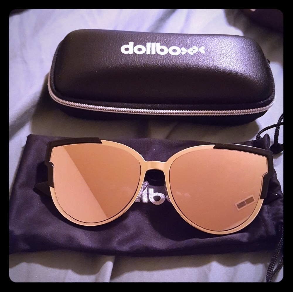 Dollboxx rose gold cat eye sunglasses