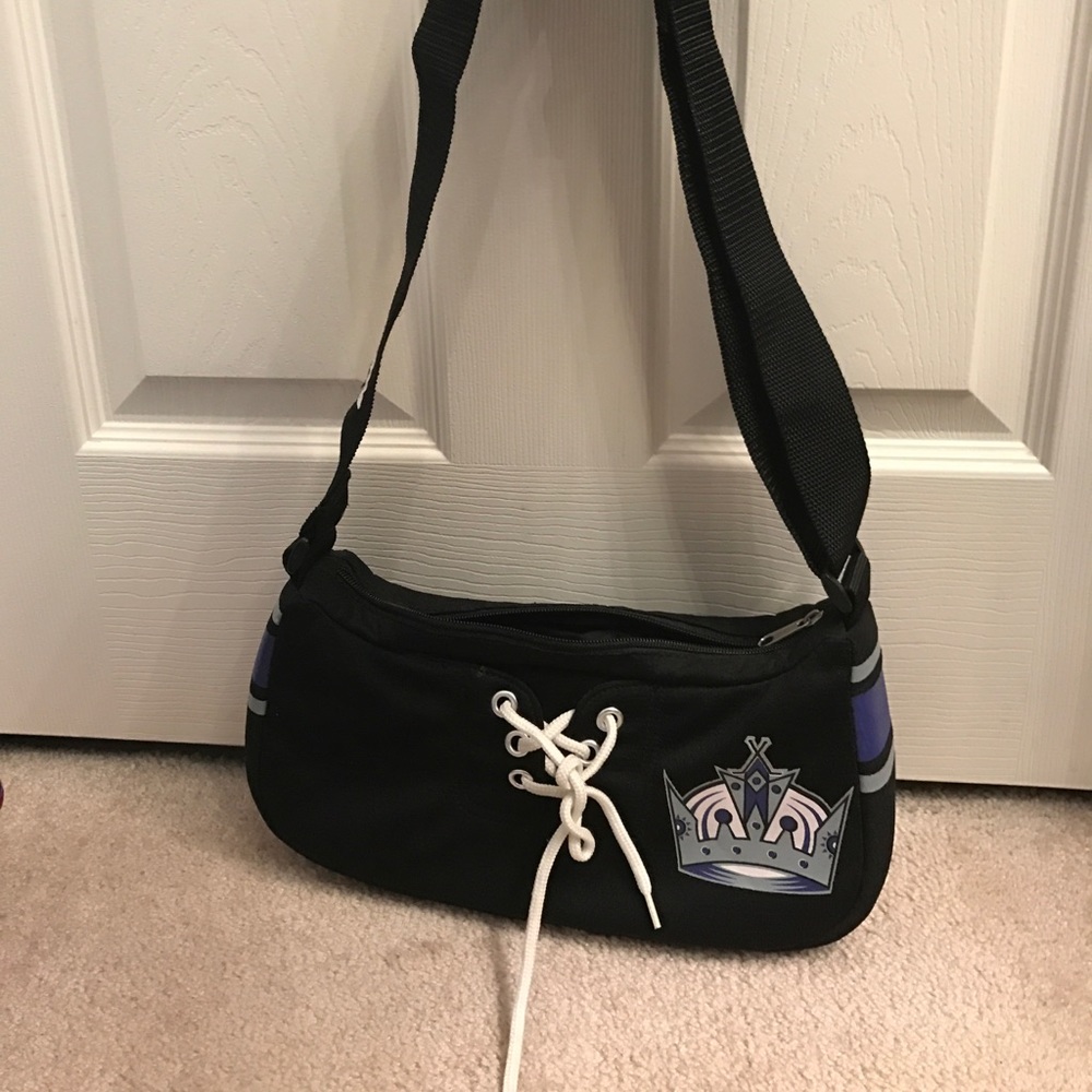 LA Kings purse