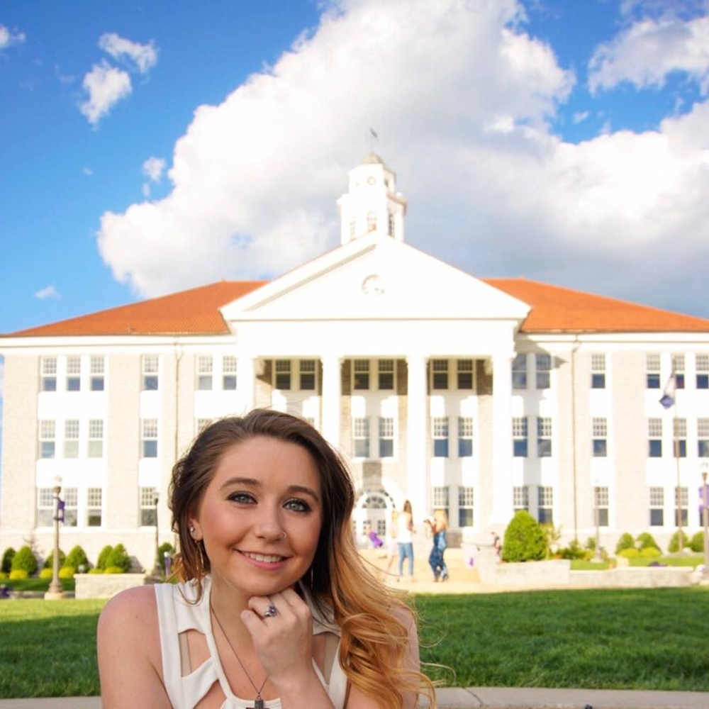 Meet your Posher, Savannah