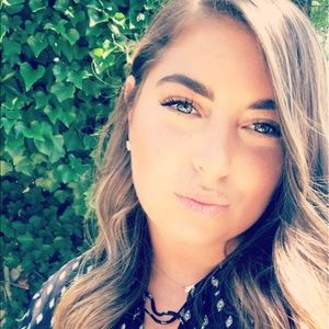 Meet your Posher, Brianna