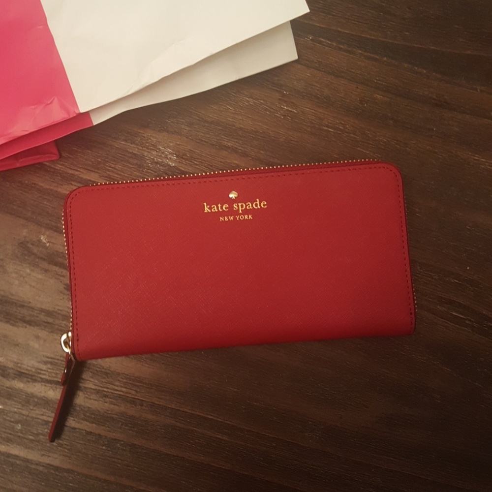 ***sold***Kate spade red wallet
