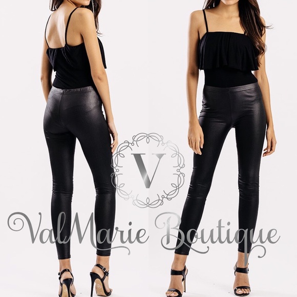 Premium Faux Leather Legging - Picture 4 of 8