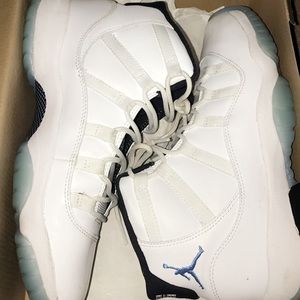 Exclusive columbia air Jordan's hard to find