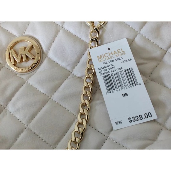 Michael Kors Fulton Quilted Handbag in Vanilla - Picture 4 of 4