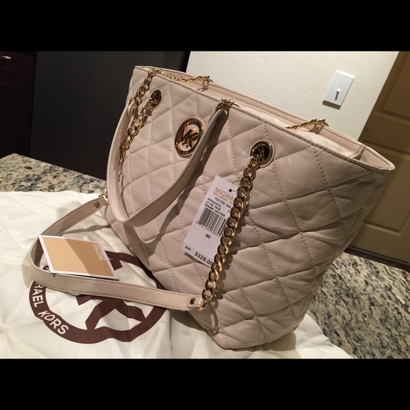 Michael Kors Fulton Quilted Handbag in Vanilla - Picture 3 of 4