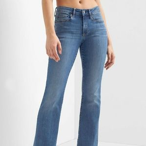 🌟 Gap Women's 1969 Sexy Boot Jeans 🌟