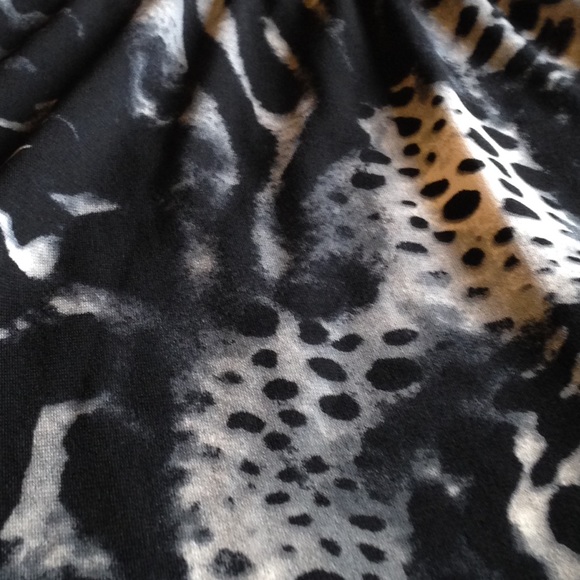 Chico's Animal Print Faux Wrap Dress Size 8 or M - Picture 5 of 7