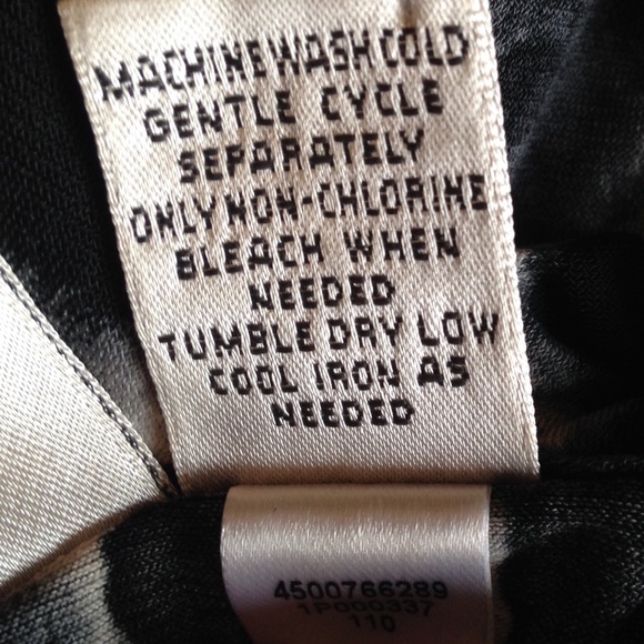 Chico's Animal Print Faux Wrap Dress Size 8 or M - Picture 7 of 7