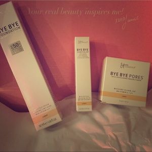 Bye Bye Foundation/It Cosmetics Makeup Bundle