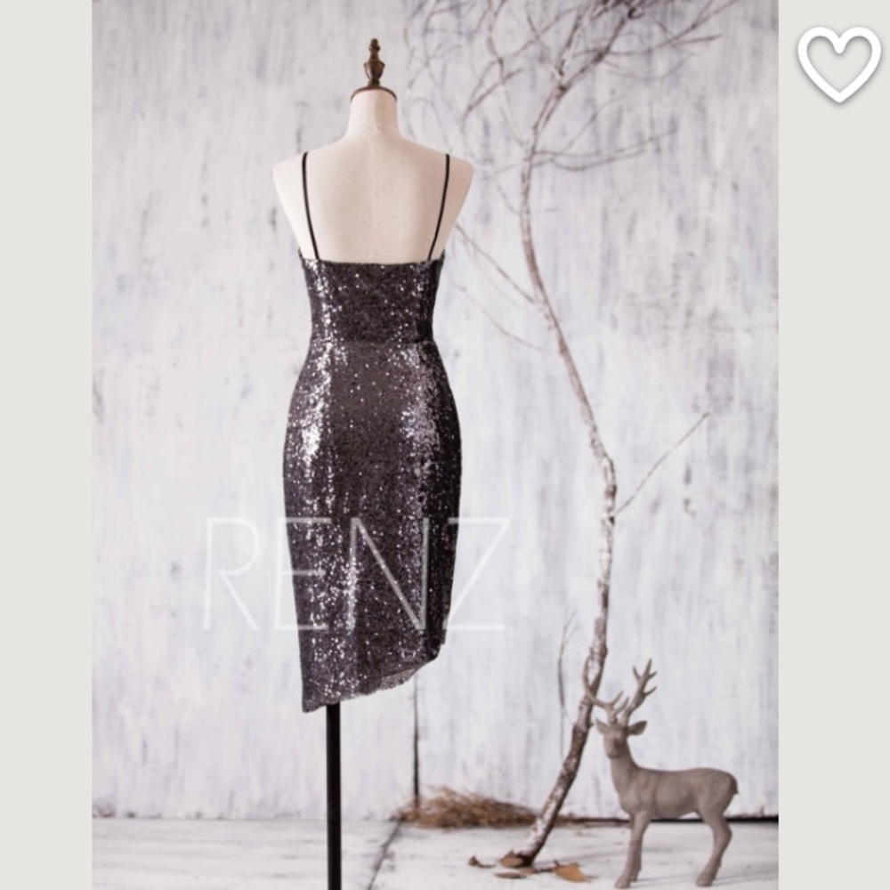Gold Sequin Dress with Train - Picture 6 of 8